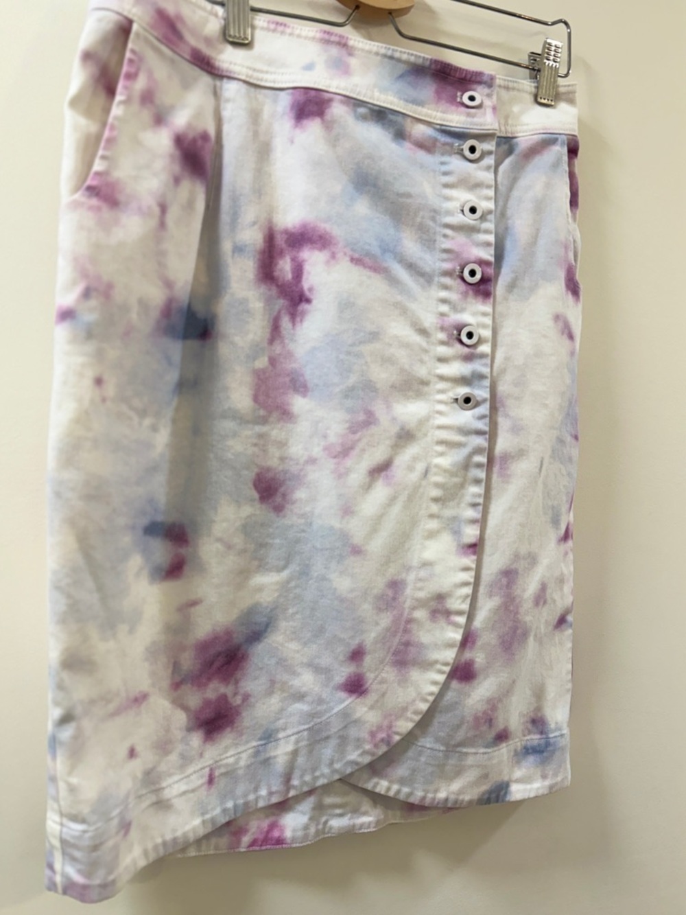 Anthropologie Kimmie Tie Dye Button Front Skirt with Pockets - Size 6